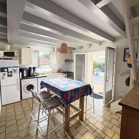 Maison Avec Parking A - 4 Pers. - Fr-1-831-21 펜션